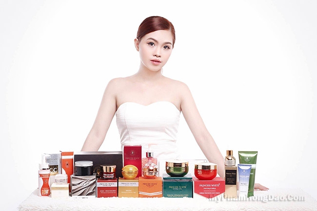 Mỹ phẩm Princess White có phải kem trộn không?
